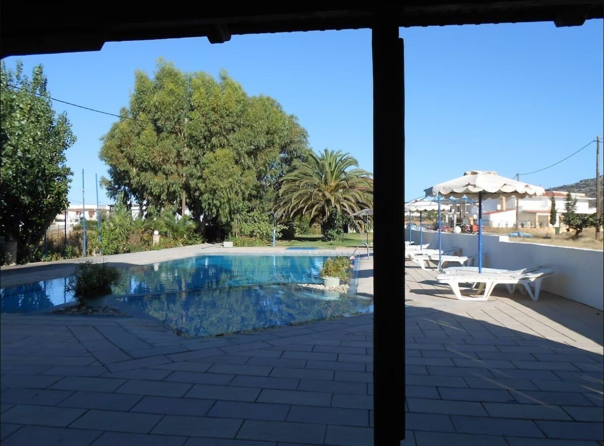 Готель Helgas Paradise 2*